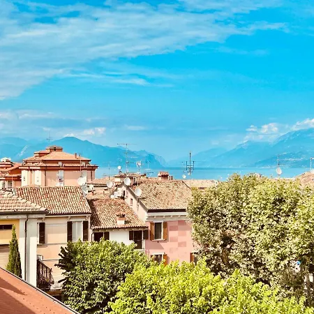 Persefone - Vista E Castello Daire *