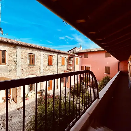 Persefone - Vista E Castello Daire *