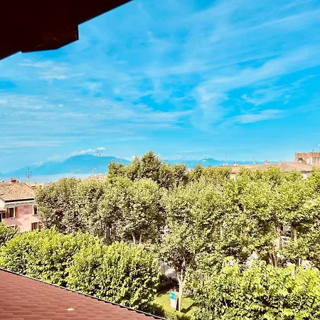 Persefone - Vista E Castello Daire *